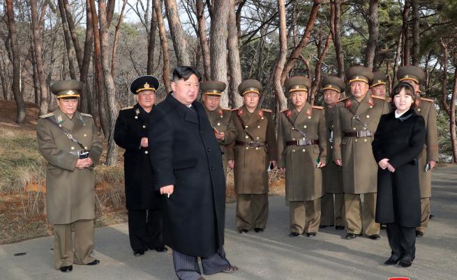 Ким Чен-ун: Ще продължим да предприемаме действия срещу военните провокации на САЩ и Южна Корея
