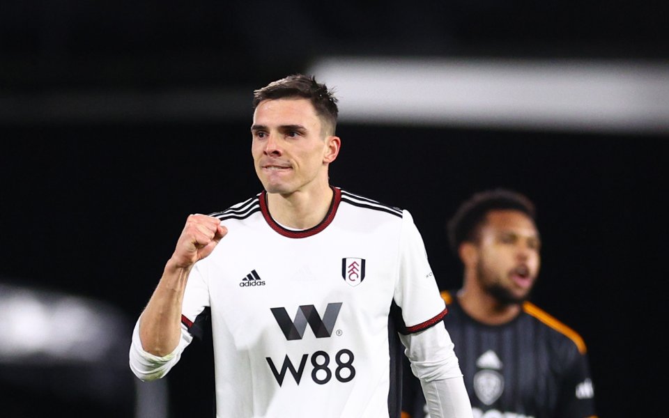 Манчестър Юнайтед, Ливърпул и Челси се интересуват от услугите на