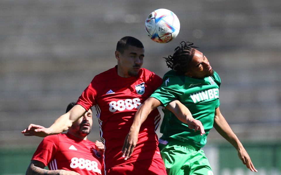 Отборите на Ботев Враца и Пирин Благоевград играят при резултат