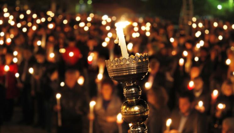 Благодатния огън