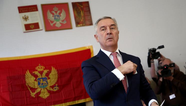 Мило Джуканович - НЕ ПУСКА КОКАЛА: Джуканович на балотаж на президентските избори в Черна гора