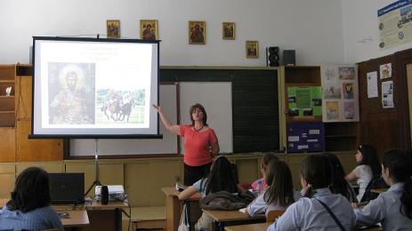 ученици религия училище