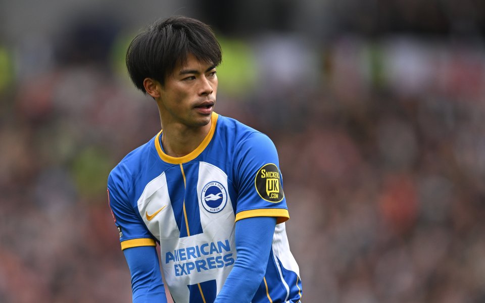 Манчестър Юнайтед следи изкъсо японския национал Каору Митома от Брайтън.