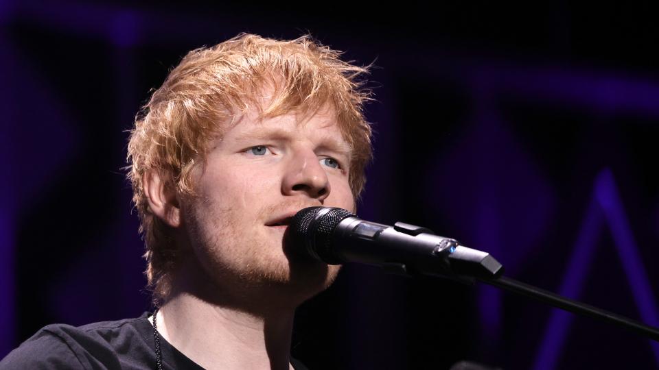 Ед Шийрън показва уязвимата си страна в документален сериал за