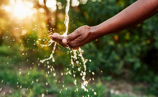 Доклад на ООН: Без чиста питейна вода са 26% от хората по света