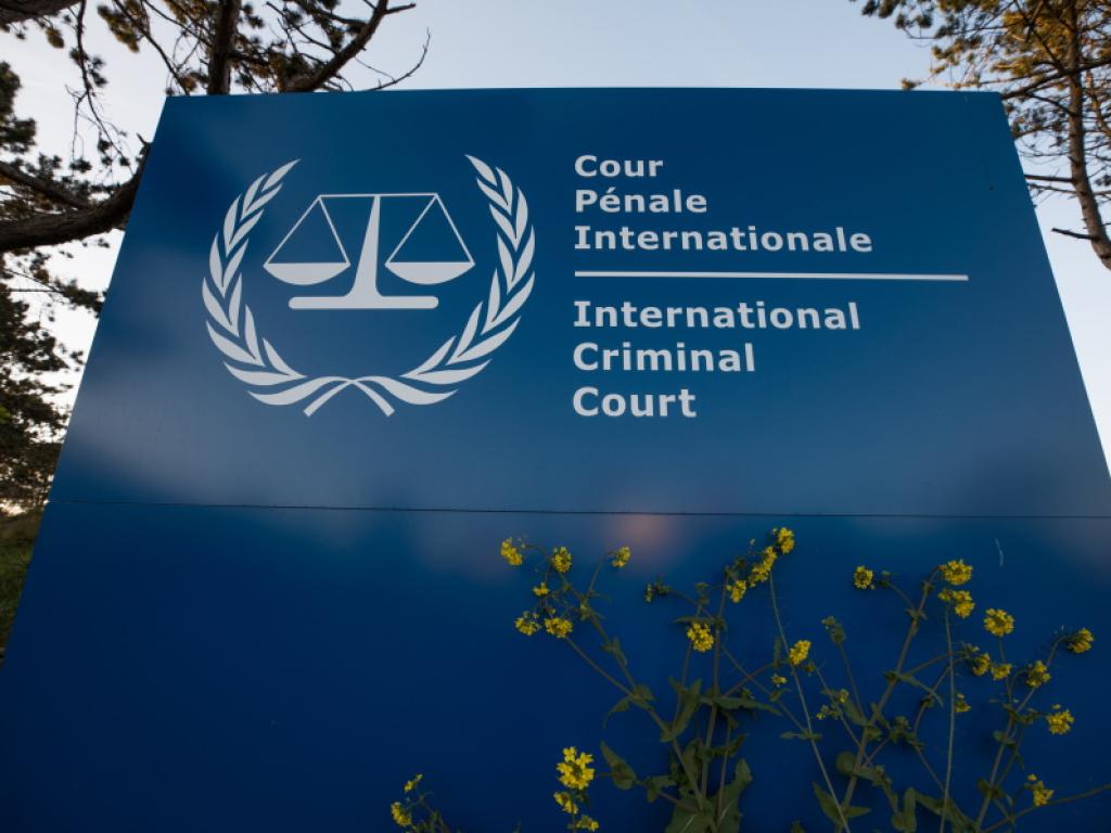 Международният наказателен съд днес издаде заповед за арест на бившия руски
