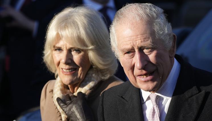 крал Чарлз Камила - НЕОЧАКВАН ОБРАТ: Бунтовете във Франция отложиха визитата на Чарлз III