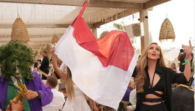 Лолита - Лолита заряза Монако заради Владивосток