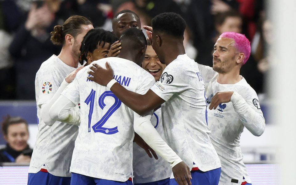 Франция и Нидерландия играят при резултат 4:0 в един от най-интересните