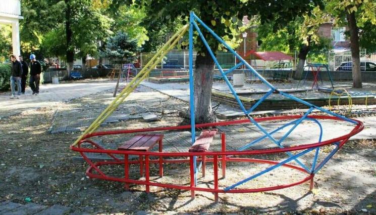 катерушки - НОВО 20! Изпращат стари катерушки на Венецианско биенале