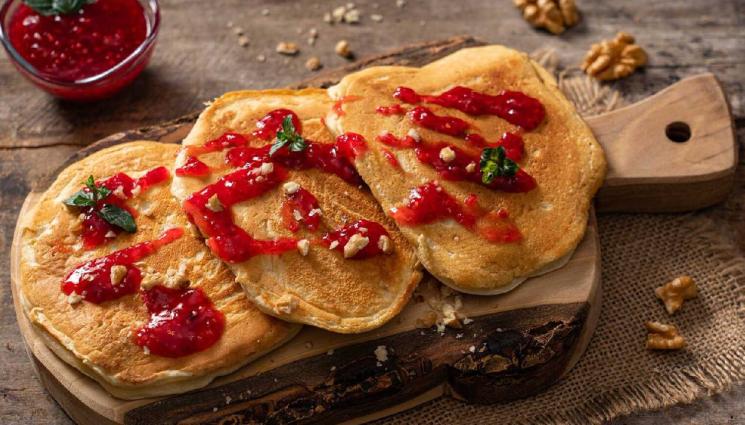 рецепти - Гответе с matekitchen.com: Закуска по царски: Родопски колаци или вкусни бухти със сирене, приготвят се бързо и без усилия