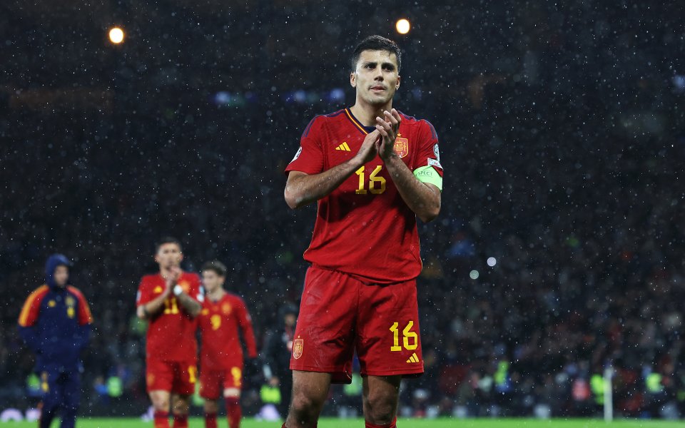 Халфът на Манчестър Сити, който изведе Испания в капитанската лента