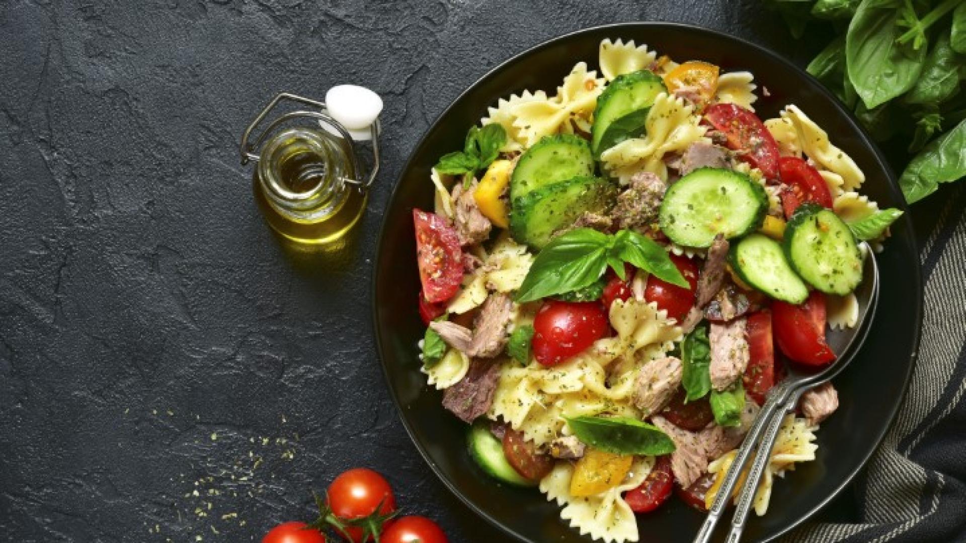 За почитателите на италианската кухня: Вкусна салата с паста