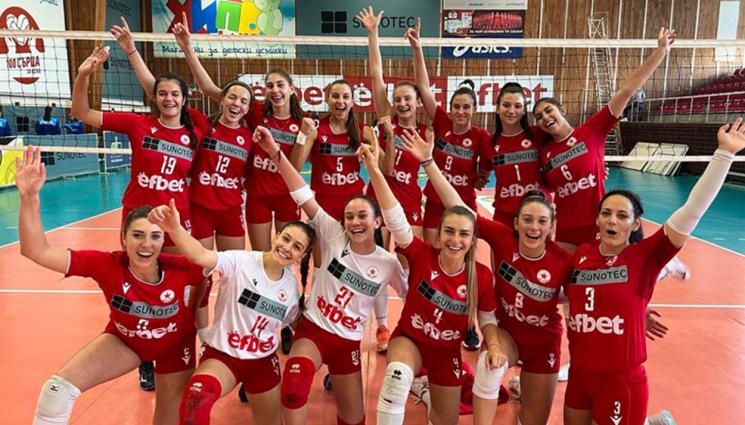 ЦСКА волейбол - ЦСКА чака съперник: Червените се класираха на финала за волейболната титла при жените