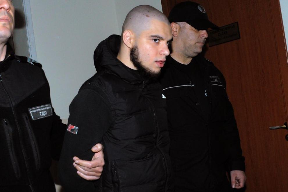Прокурорският син от Перник Васил Михайлов се изправя пред Районния