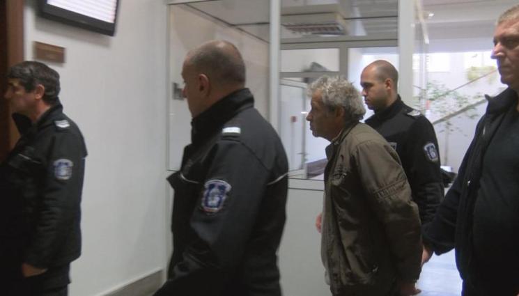 Ивалин Стратиев - Оставиха в ареста гледача на кучетата, разкъсали жена в Долна Оряховица