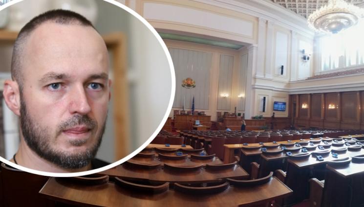 Стойчо Стойчев - Политологът доц. Стойчо Стойчев: Няма основание за избори 2 в 1