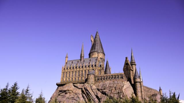 Магията се завръща: Warner Bros. ще снима сериал за „Хари Потър“