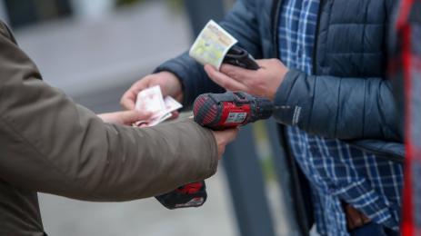 измама бормашини