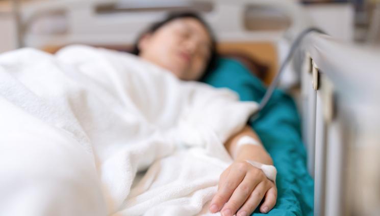 болест - В ИМЕТО НА КРАСОТАТА: Българка в болница след отслабване в Турция