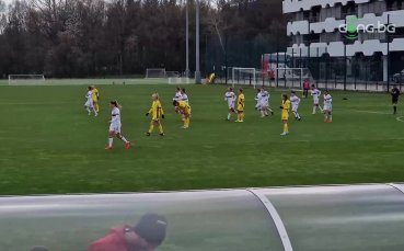 В началото на втората част между България и Литва Нора