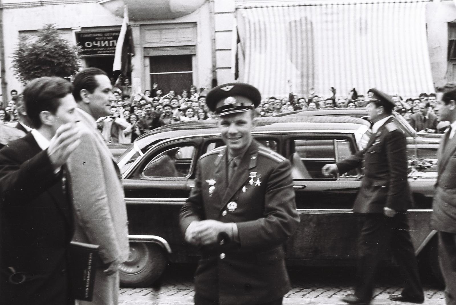 гагарин борис велчев