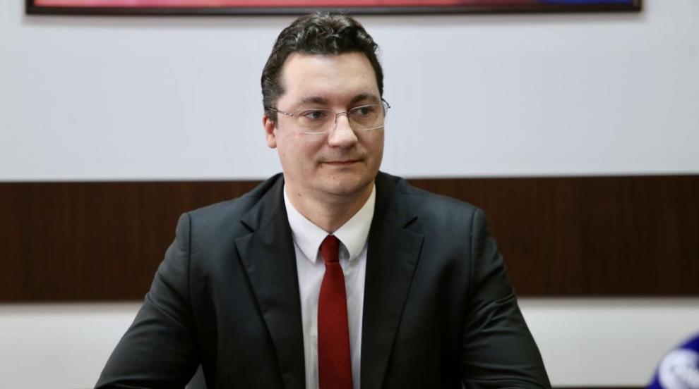 Кой е Крум Зарков? (БИОГРАФИЯ)