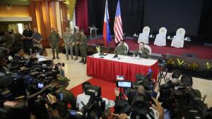 Съединените щати и Филипините започнаха днес най големите си съвместни военни