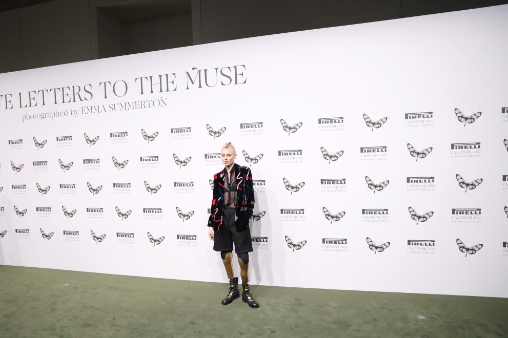  Лорън Уосър 