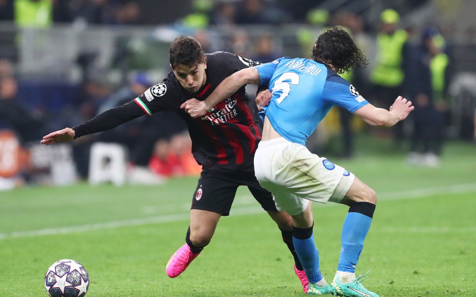 Милан победи Наполи с 1:0 на Сан Сиро в първи мач от