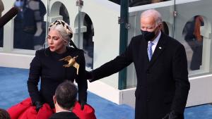 Президентът Джо Байдън назначи поп звездата Лейди Гага за съпредседател