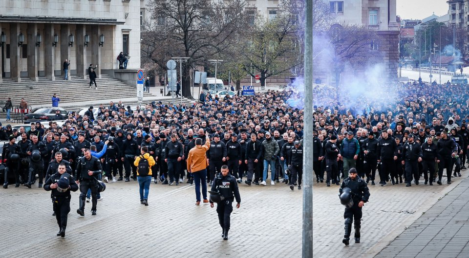 Шествие на феновете на Левски преди дербито с ЦСКА1