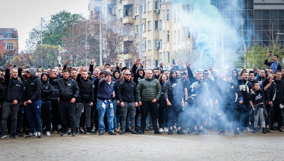 Шествие на феновете на Левски преди дербито с ЦСКА1