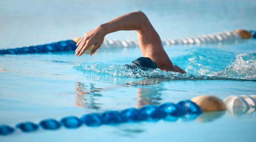 Георги Пеев завоюва титлата по плуване на 100 метра бруст