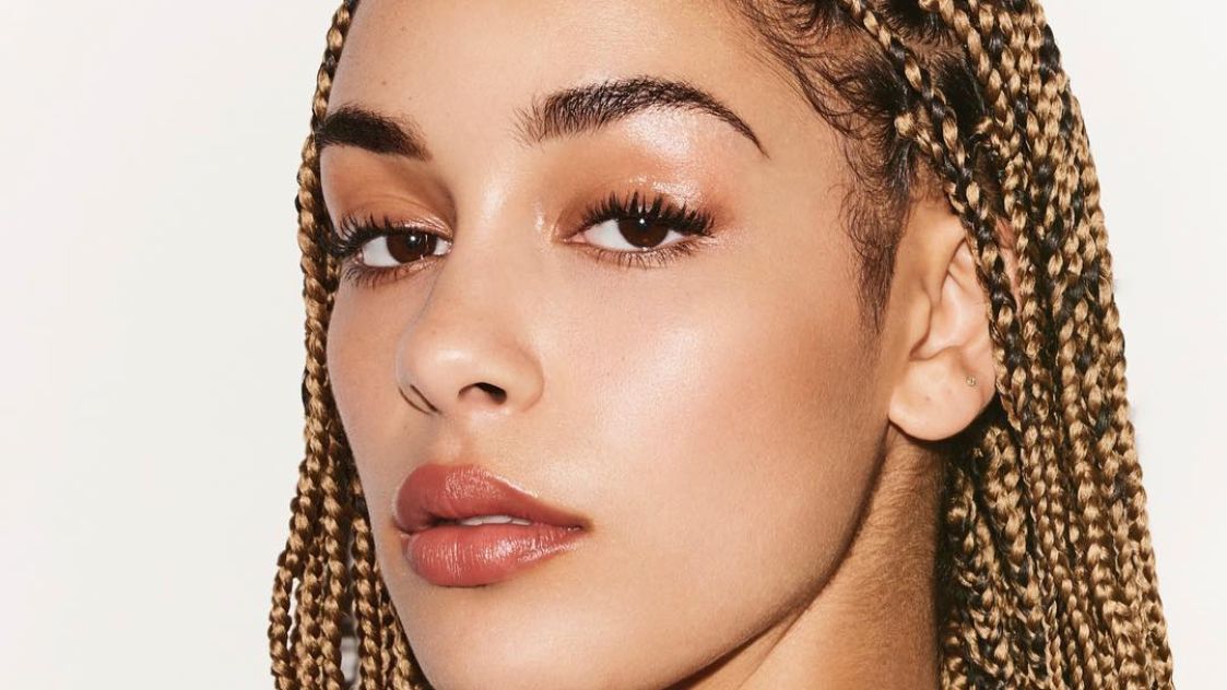 Jorja Smith представи първото си ново солово издание за годината - "High"