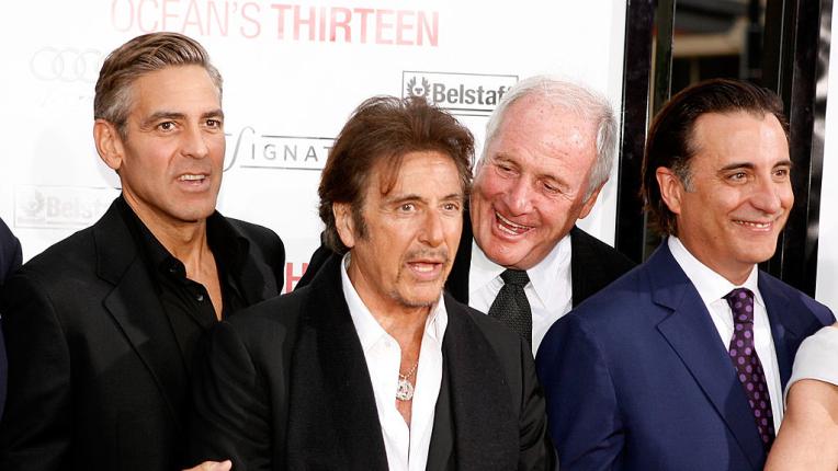  Времето лети: Уникални фотоси от премиерата на 