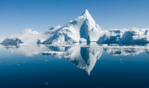 <p>Разкриха причината за огромната дупка в антарктическия морски лед</p>
