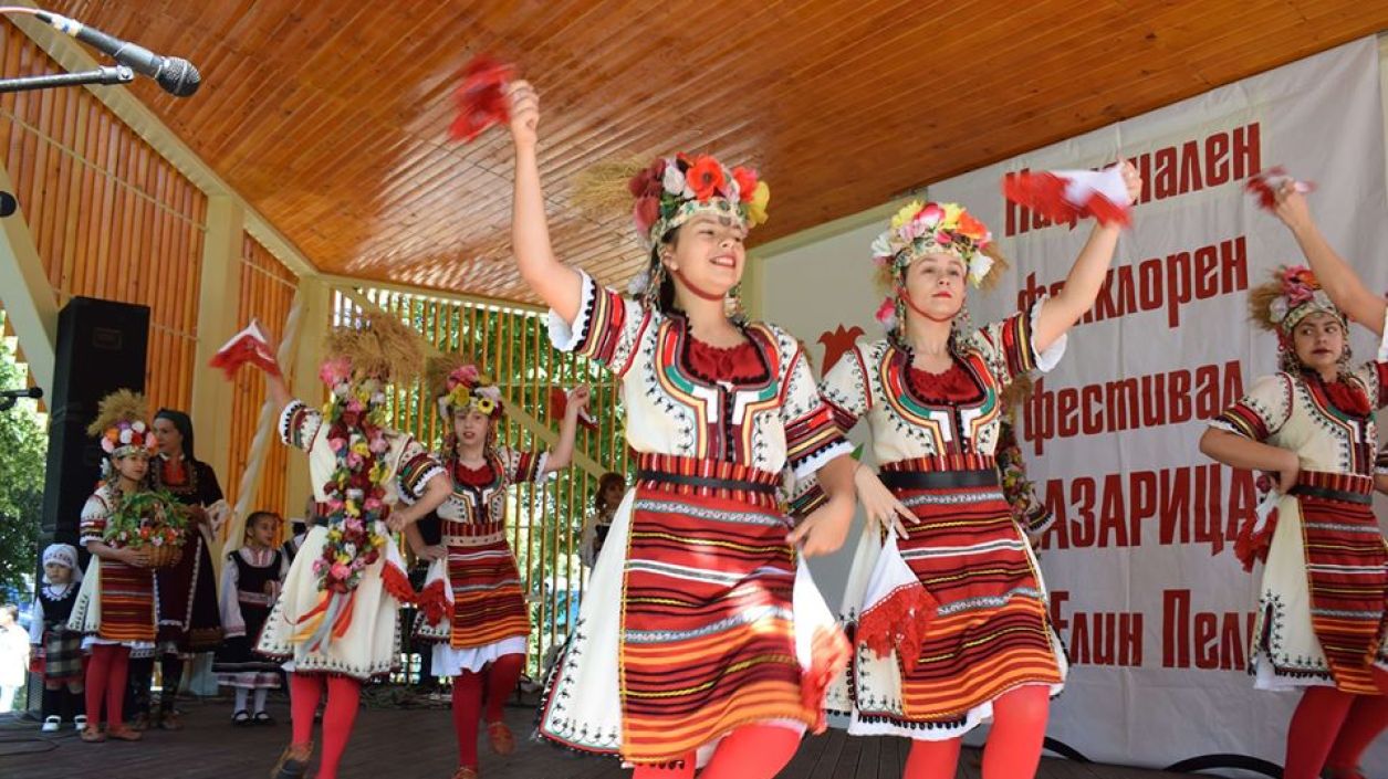 Националният фолклорен фестивал „Лазарица“ с юбилейно издание в Елин Пелин