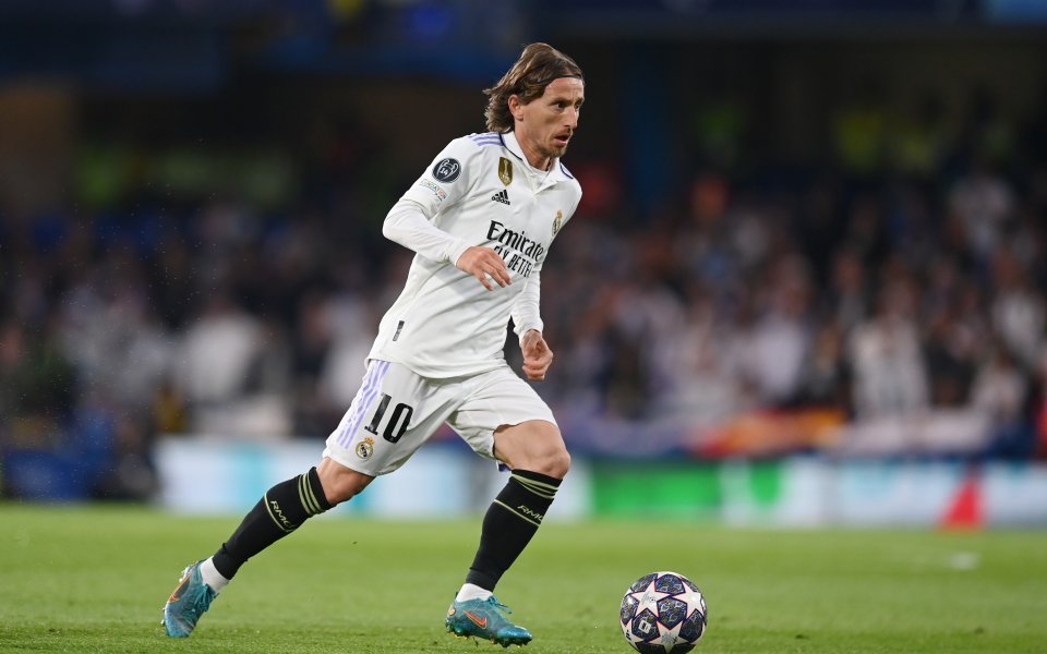 Халфът на Реал Мадрид Лука Модрич получава предложение за 50