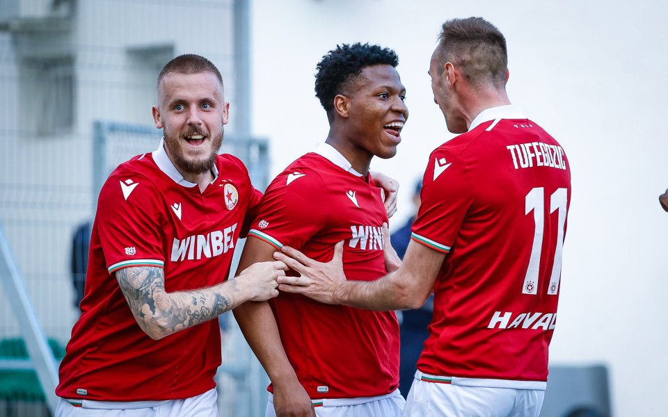 ЦСКА вдигна още повече ентусиазма на феновете си преди сблъсъка