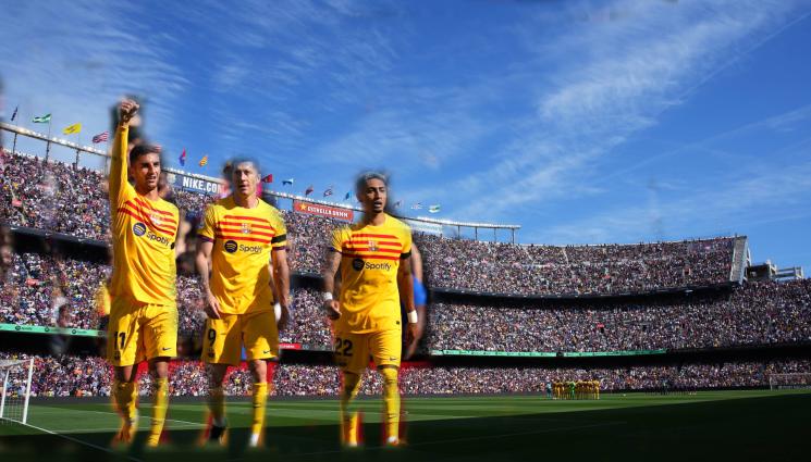 Феран Торес Барселона Рафиня Левандовски - Ас на Барселона няма да мъчи националите