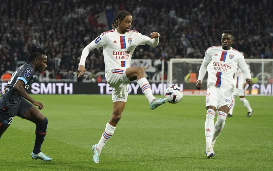 Олимпик Лион започна новия сезон във френската Лига 1 с