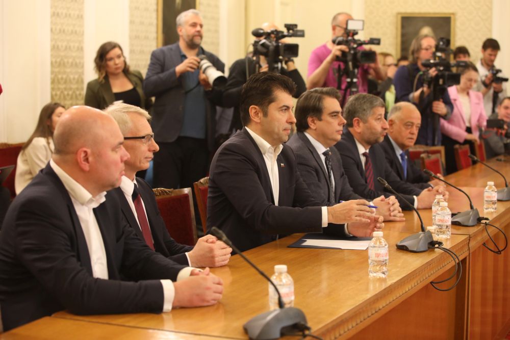Лидерската среща между ГЕРБ-СДС и ПП-ДБ