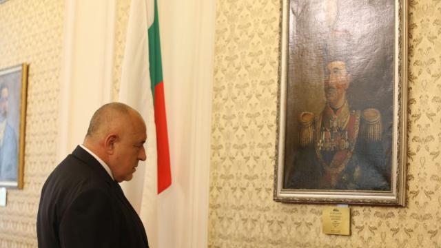 Лицата им говорят: Ще се разберат ли за кабинет партийните лидери (ГАЛЕРИЯ)