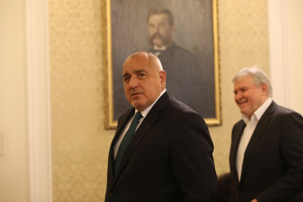 Лидерската среща между ГЕРБ-СДС и ПП-ДБ