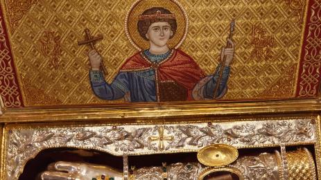 Мощите на Свети Георги