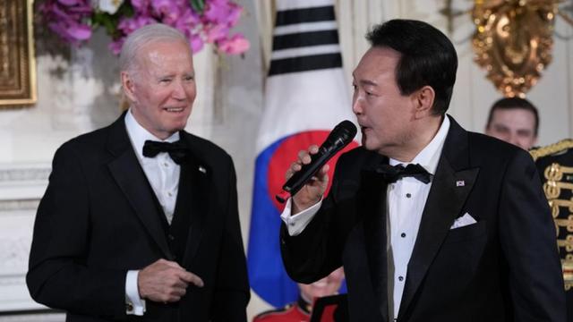 Южнокорейският президент пя „Американски пай“ на тържествена вечеря в Белия дом (СНИМКИ)