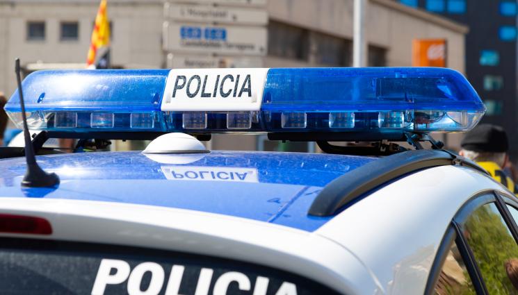 полиция Испания - ЕКШЪН: Шофьор с бебе в колата в гонка с полицията, премаза до смърт двама пешеходци и рани други трима