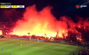 Невероятната атмосфера на стадион Христо Ботев