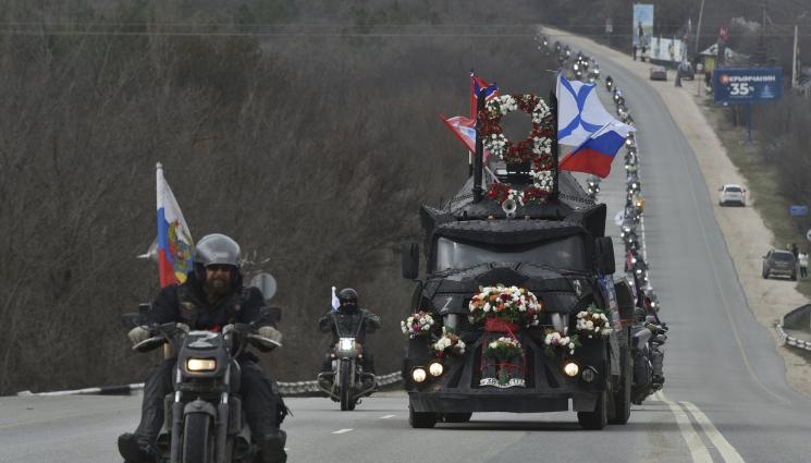 а - НА ДВЕ ГУМИ: Стотици пропутински рокери тръгват на мотопоход към Берлин